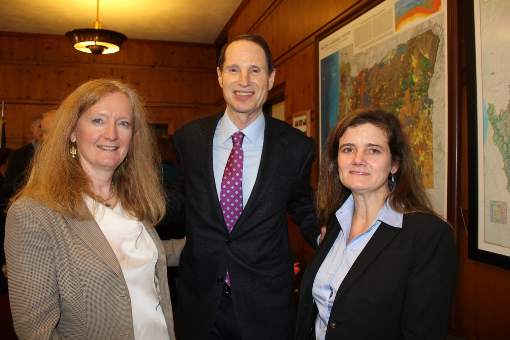 Senator Wyden Town Hall Meetings